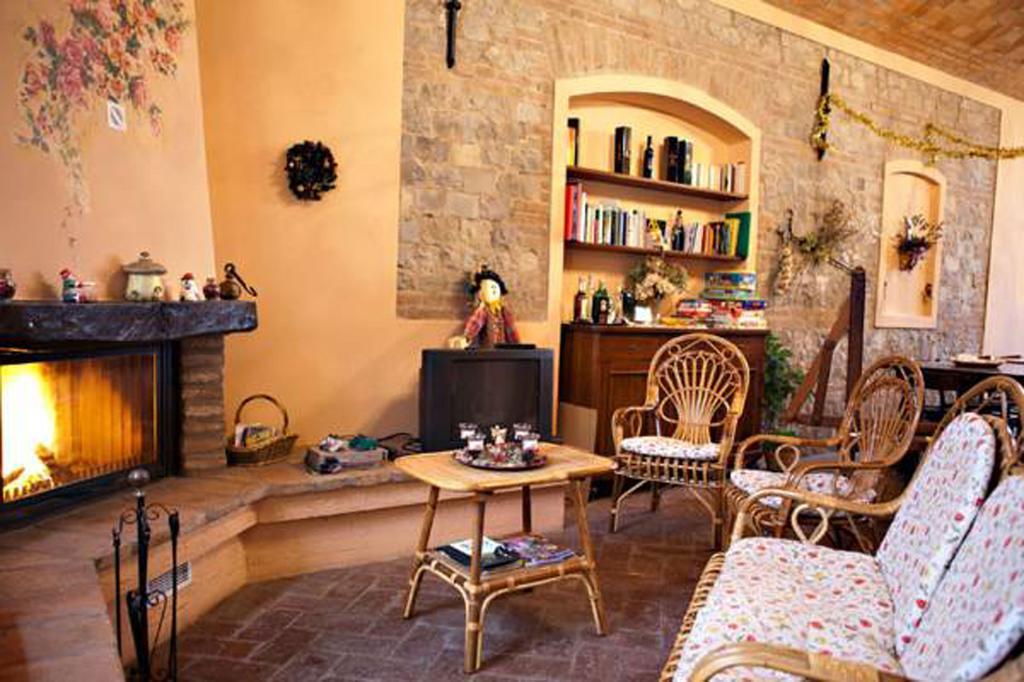 Agriturismo Il Brugnolo Scandiano Dış mekan fotoğraf
